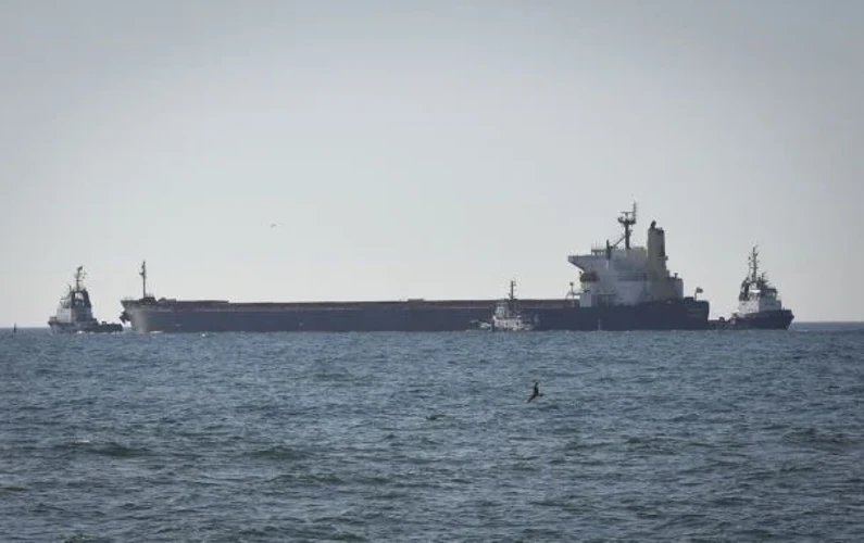 Чорне море біля військово-морської бази в Новоросійську