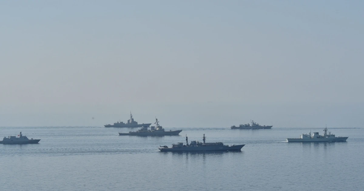 Карта Червоного моря з позначенням протоки Баб-ель-Мандеб та дипломатичних контактів між Китаєм і Іраном
