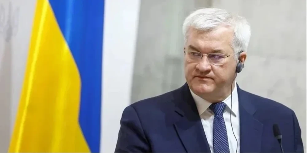 Міністр закордонних справ України Андрій Сибіга під час зустрічі з журналістами